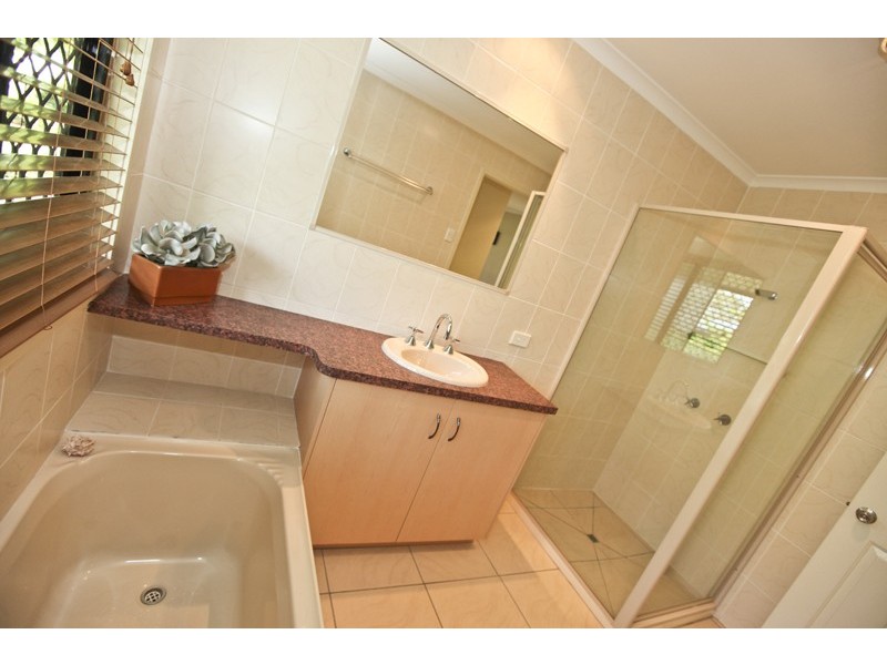 37 Dedekind Avenue, Benaraby QLD 4680