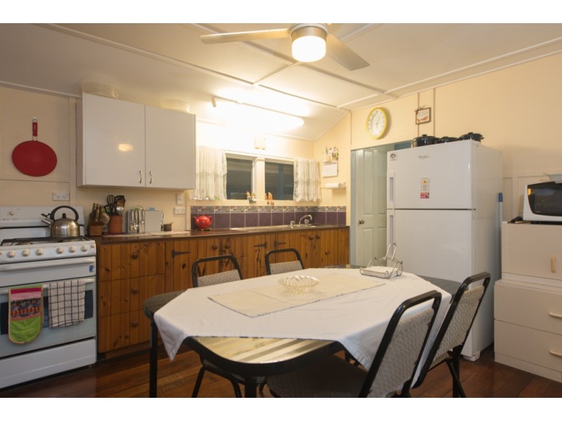 808 Dawson Highway, Beecher QLD 4680