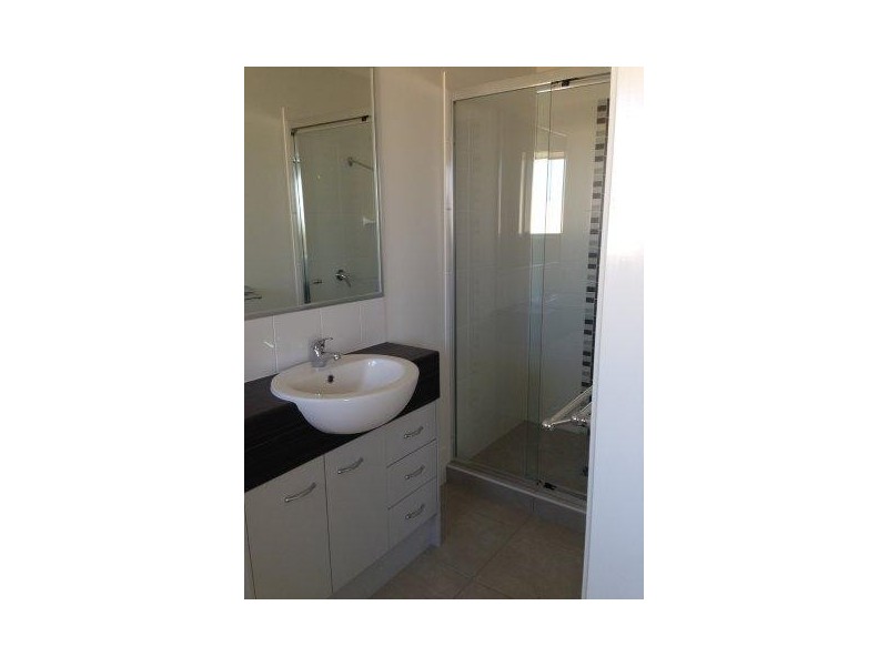 24 CANAL STREET, Calliope QLD 4680