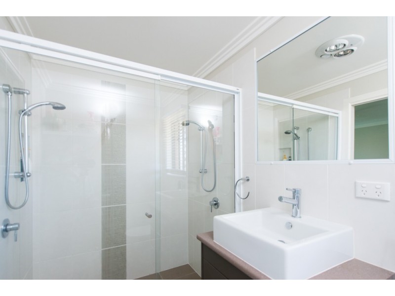 6 Monterey Way, Calliope QLD 4680