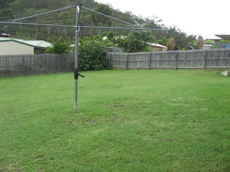 7 BUCKINGHAM COURT, Telina QLD 4680