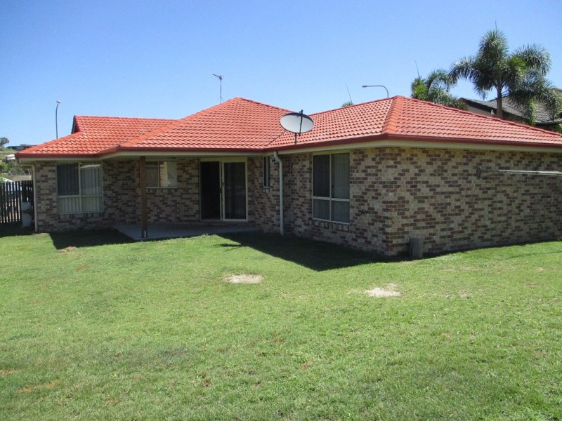 84 EMMADALE DR, New Auckland QLD 4680