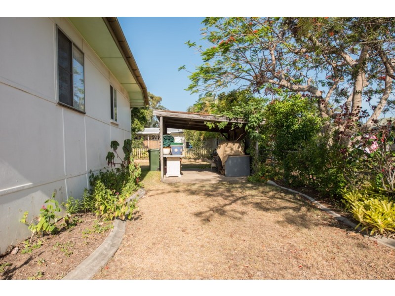 60 Barney Street, Barney Point QLD 4680