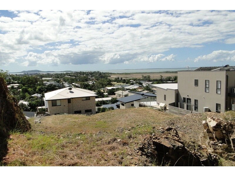27a Agnes Street, South Gladstone QLD 4680