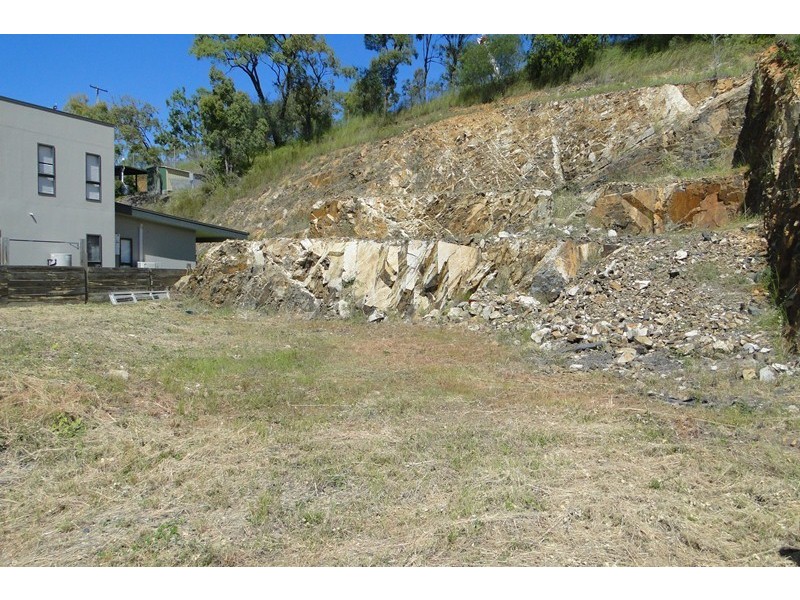 27a Agnes Street, South Gladstone QLD 4680