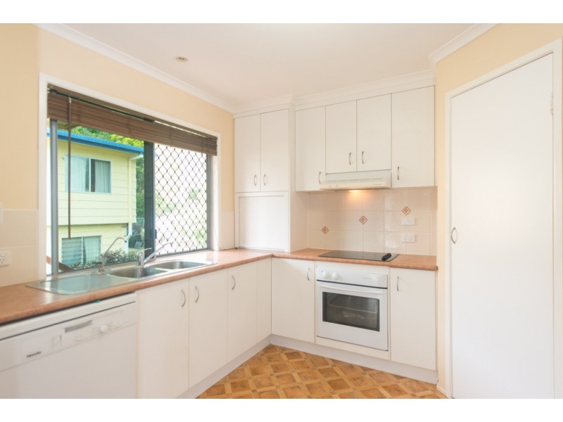 9 Watson Close, South Gladstone QLD 4680