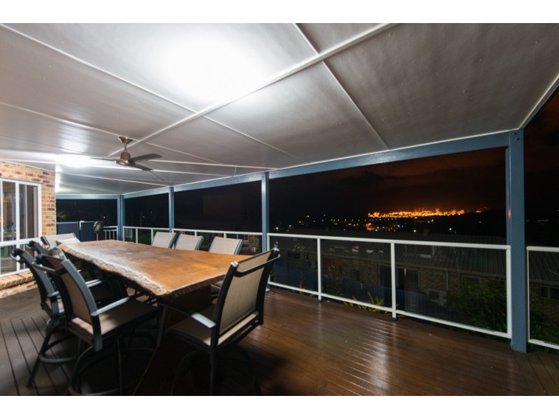 2 Diamond Cutter Close, South Gladstone QLD 4680
