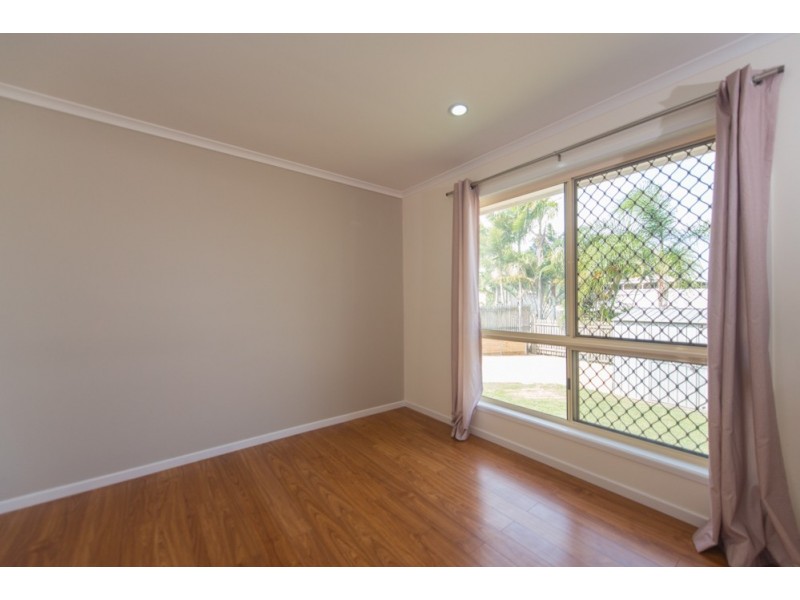 11 Dame Pattie Avenue, Clinton QLD 4680