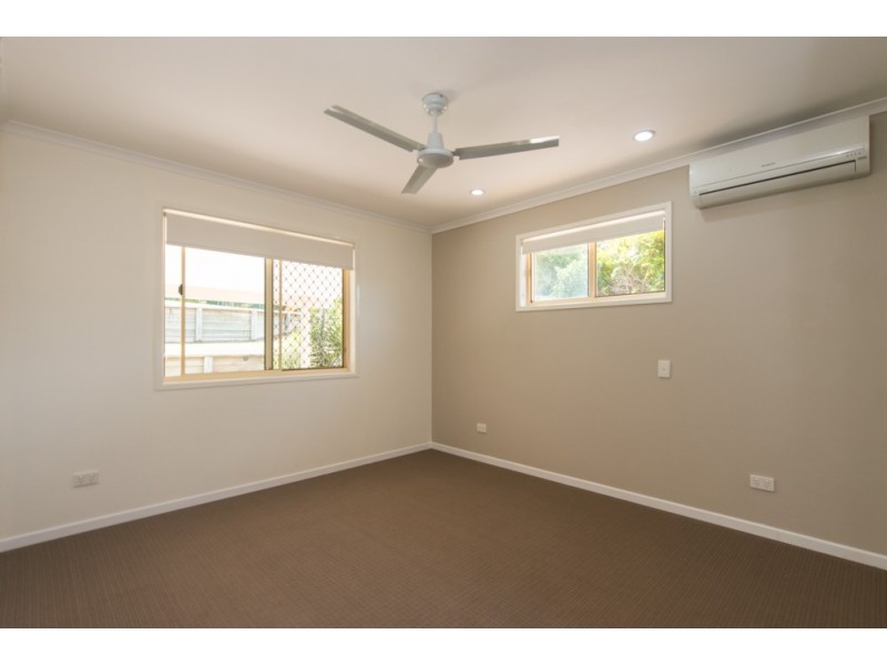 11 Dame Pattie Avenue, Clinton QLD 4680