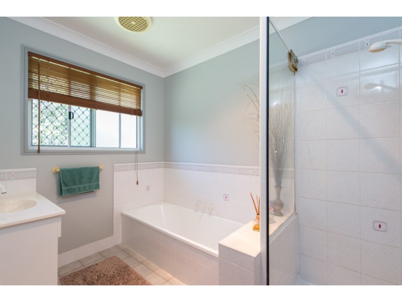 3 Lakefield Court, South Gladstone QLD 4680