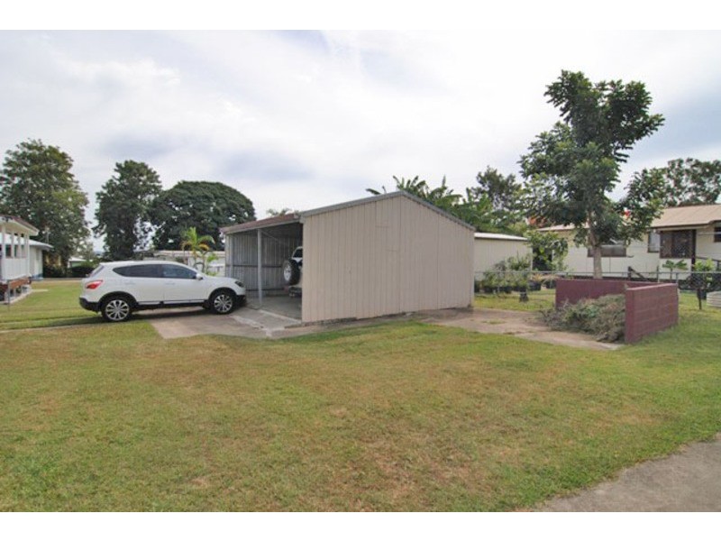 18 BUSTEED ST, West Gladstone QLD 4680