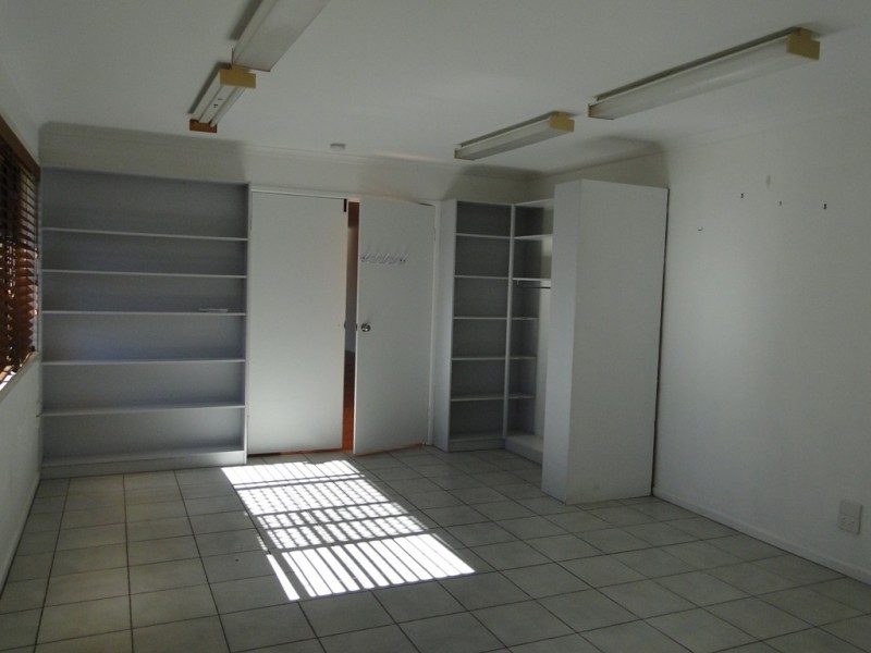 45 WILSON STREET, New Auckland QLD 4680
