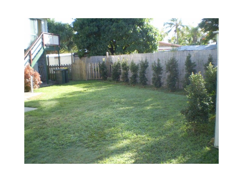 2 Penda Avenue, New Auckland QLD 4680