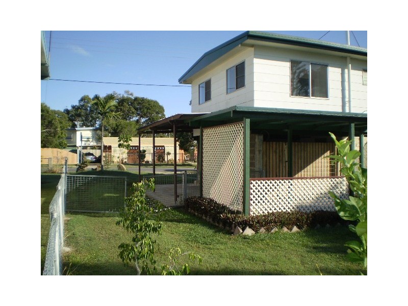 2 Penda Avenue, New Auckland QLD 4680