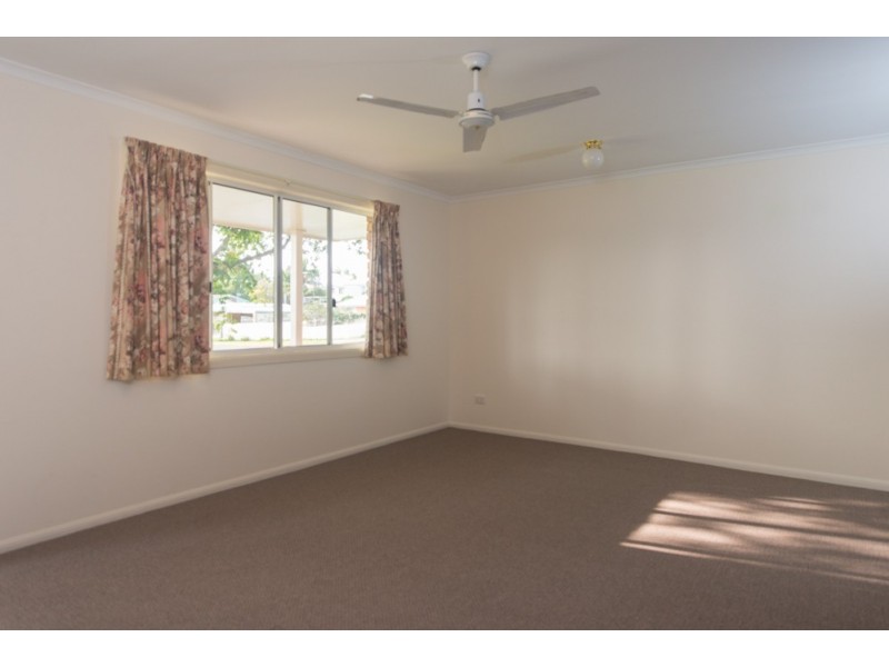 24 Mercury Street, Telina QLD 4680
