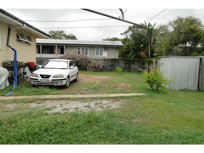 9 Park Street, West Gladstone QLD 4680