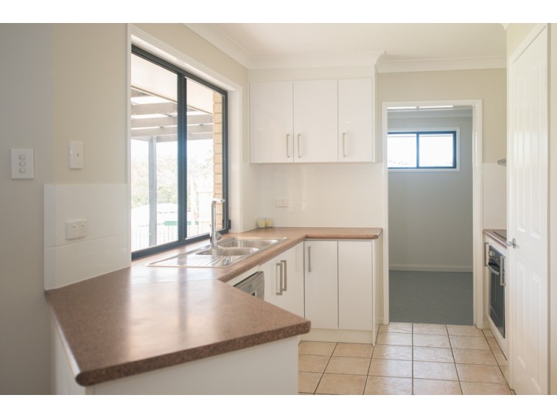 10 Ceri Court, New Auckland QLD 4680