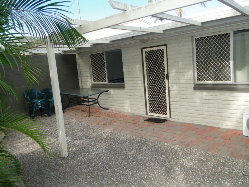 2/59 BARNEY STREET, Barney Point QLD 4680