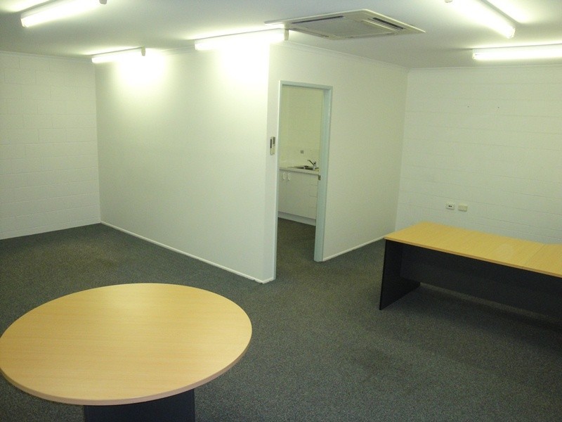 Suite 3, 1 Gilbert Court, Boyne Island QLD 4680