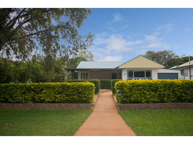 39 Kent Street, West Gladstone QLD 4680