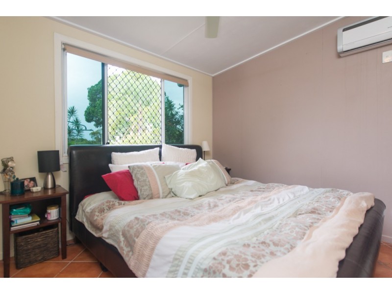 39 Kent Street, West Gladstone QLD 4680