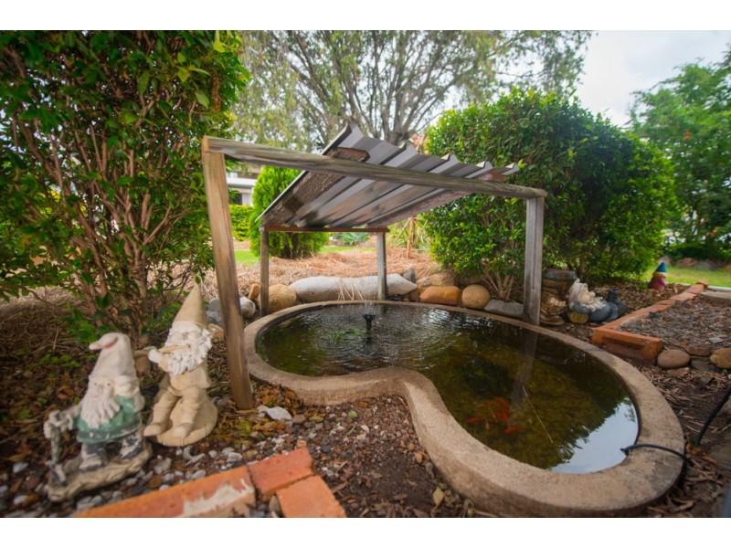 39 Kent Street, West Gladstone QLD 4680