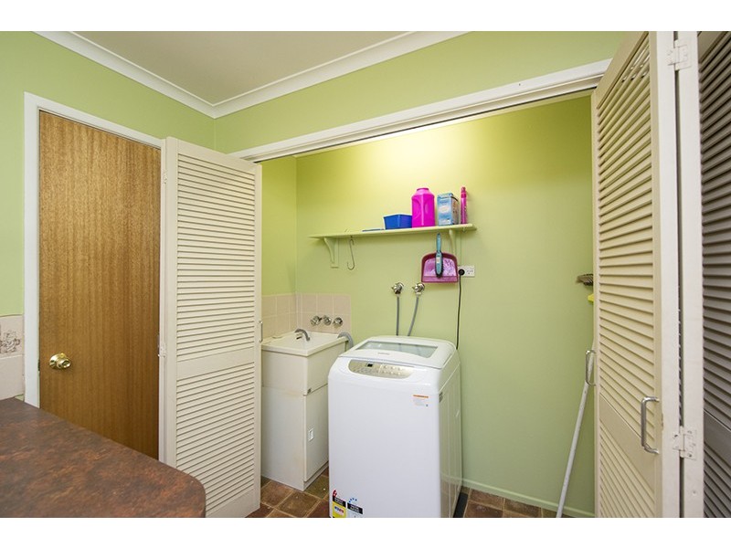 2 Luton Street, Telina QLD 4680