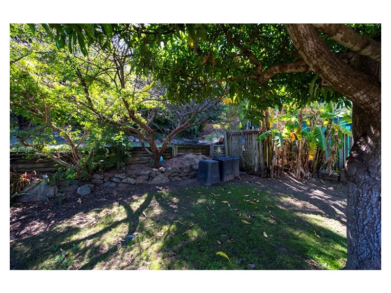 2 Luton Street, Telina QLD 4680