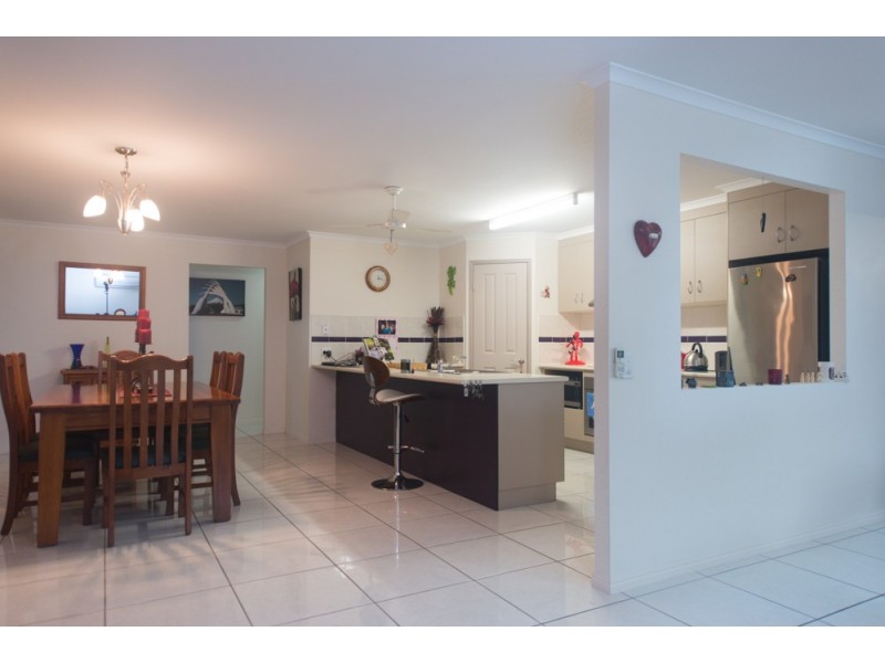 7 Wyara Close, Clinton QLD 4680