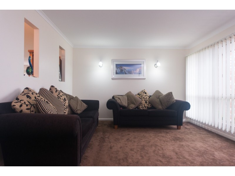 7 Wyara Close, Clinton QLD 4680