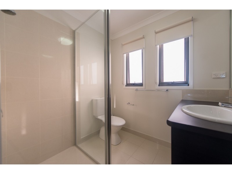 2/12 Stasia Lane, South Gladstone QLD 4680