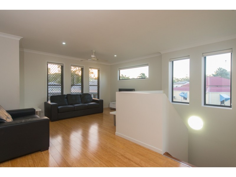 2/12 Stasia Lane, South Gladstone QLD 4680