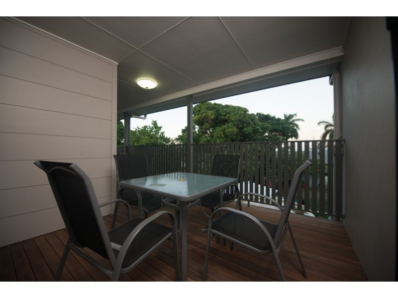 2/12 Stasia Lane, South Gladstone QLD 4680