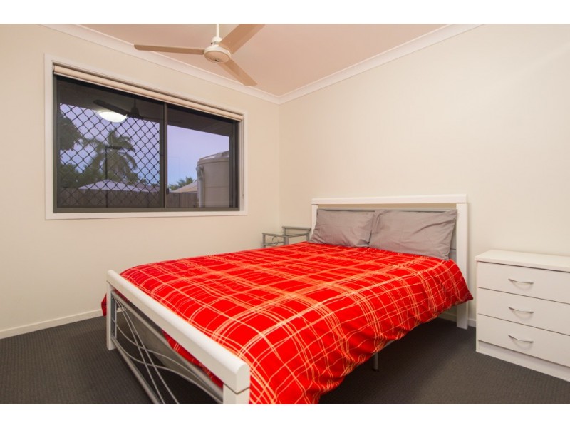 2/12 Stasia Lane, South Gladstone QLD 4680