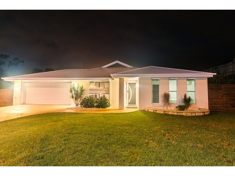 55 Skyline Drive, New Auckland QLD 4680