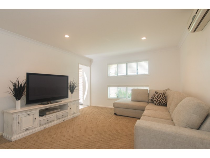 55 Skyline Drive, New Auckland QLD 4680