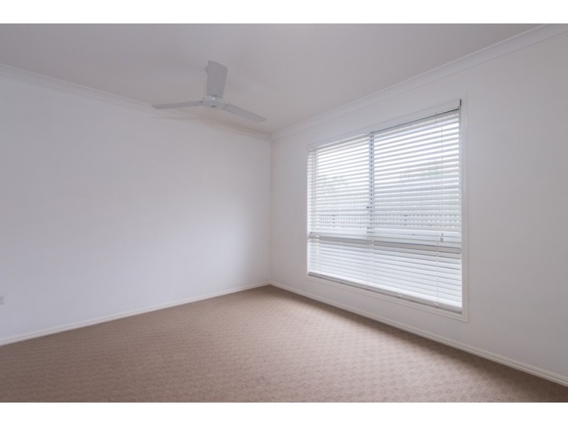 55 Skyline Drive, New Auckland QLD 4680