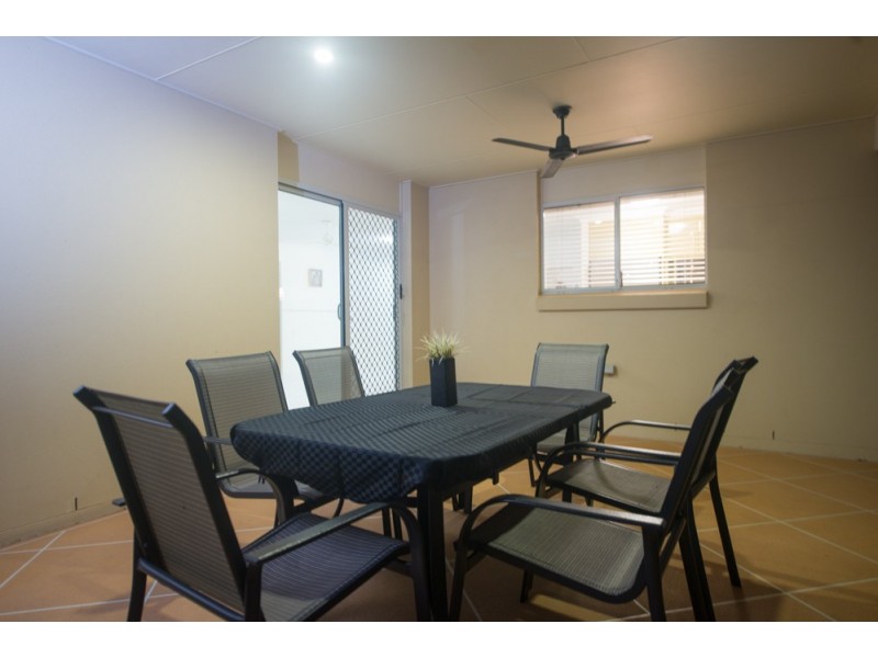 55 Skyline Drive, New Auckland QLD 4680