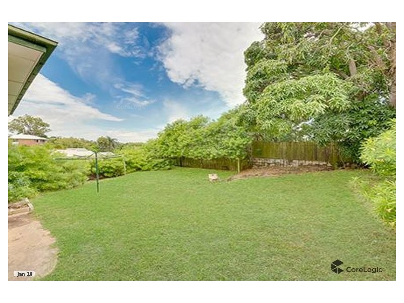 8 Amelia Street, West Gladstone QLD 4680