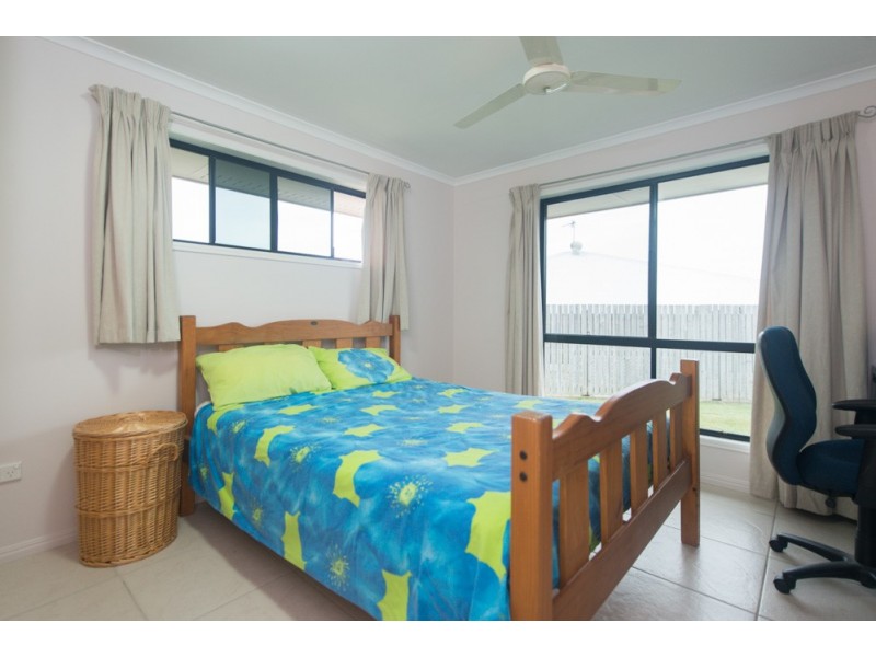 8 Karumba Court, Tannum Sands QLD 4680
