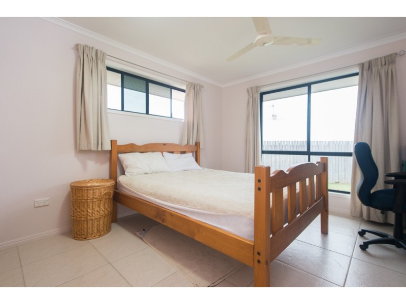 8 Karumba Court, Tannum Sands QLD 4680