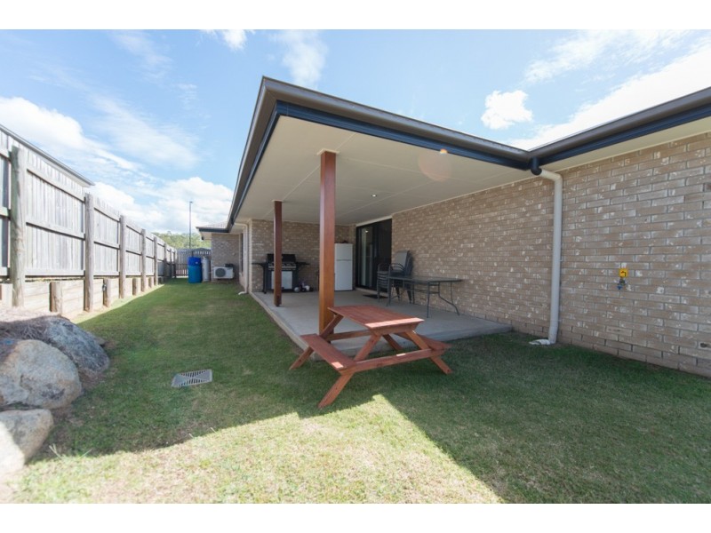 19 Bottlebrush Drive, Kirkwood QLD 4680