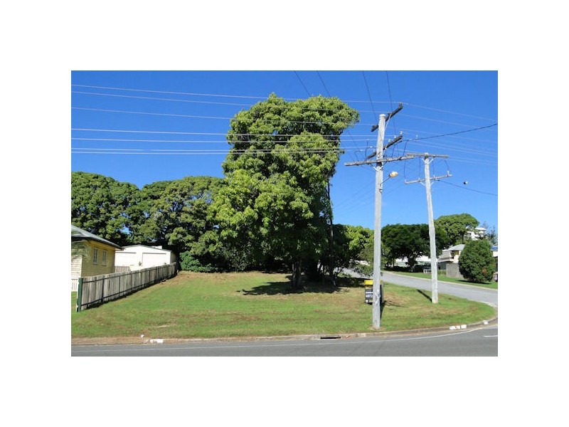 18 Rossella Street, West Gladstone QLD 4680