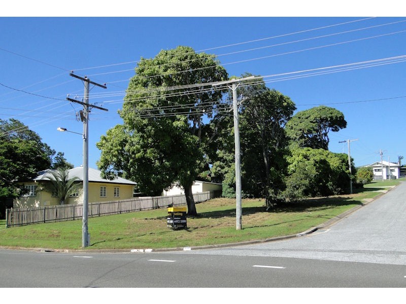 18 Rossella Street, West Gladstone QLD 4680