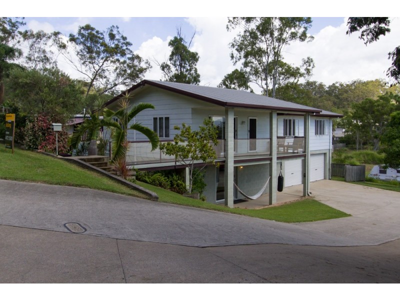 27 Pine Avenue, West Gladstone QLD 4680