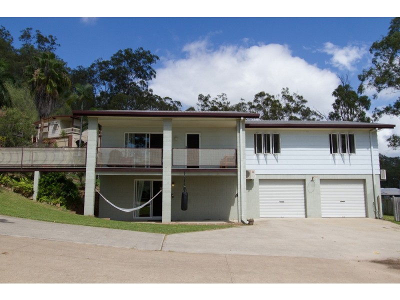 27 Pine Avenue, West Gladstone QLD 4680