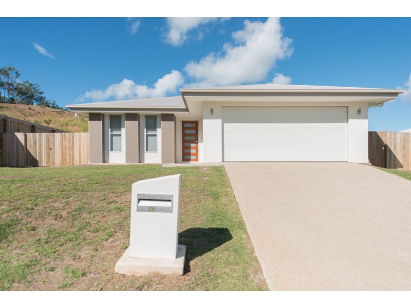 28 Stella Street, Boyne Island QLD 4680