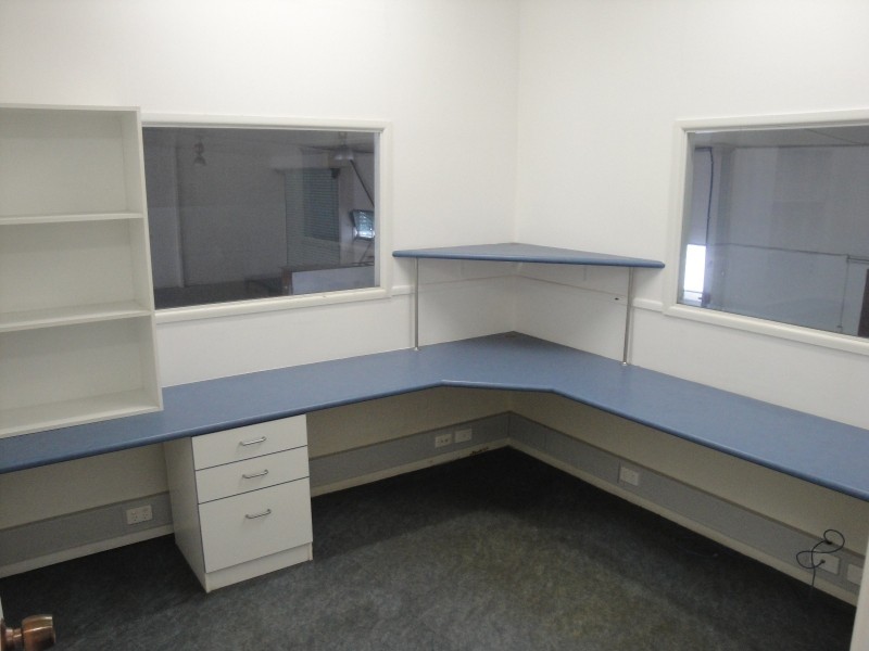 4 Drewe Street, Gladstone QLD 4680