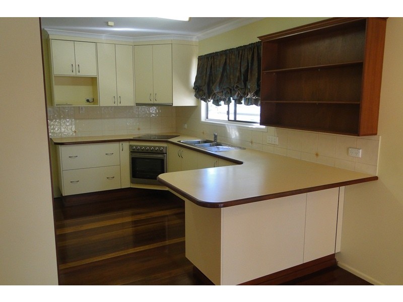 13 Capella Street, Telina QLD 4680