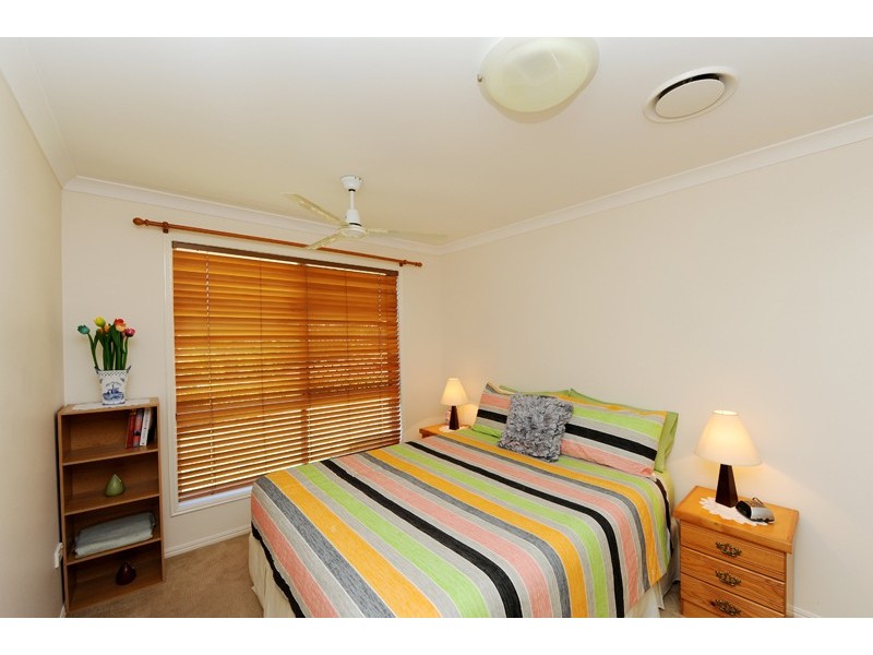 4 Julius Crescent, Clinton QLD 4680